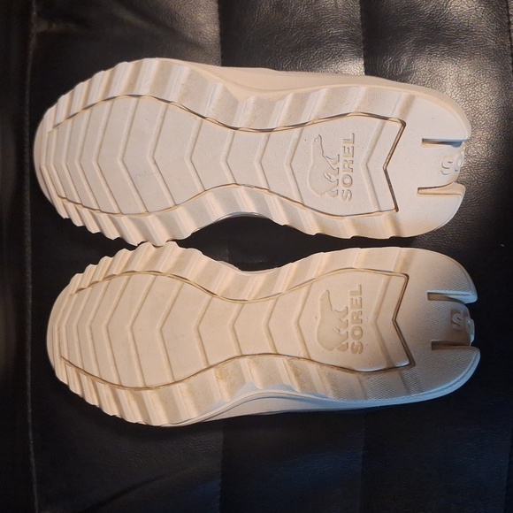 Sorel shoes - Picture 4 of 4